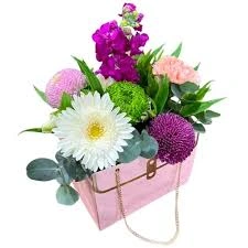 Arreglo con flores variadas cartera